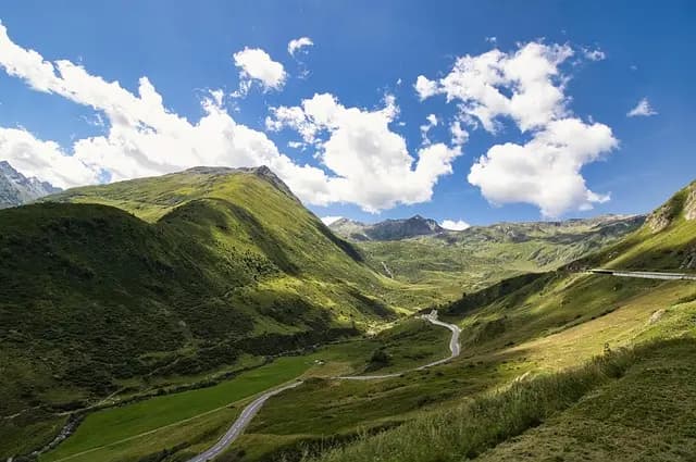 10 indispensables pour un roadtrip réussi en France